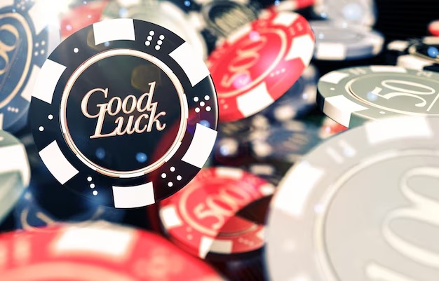 wla live casino roulette table with croupier
